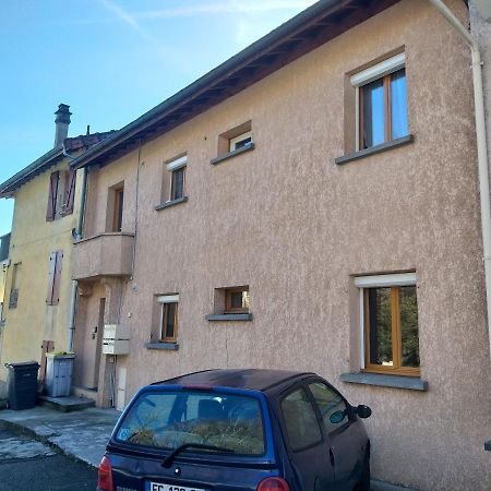 Location A.M.I Lejlighed Bellegarde-sur-Valserine Eksteriør billede