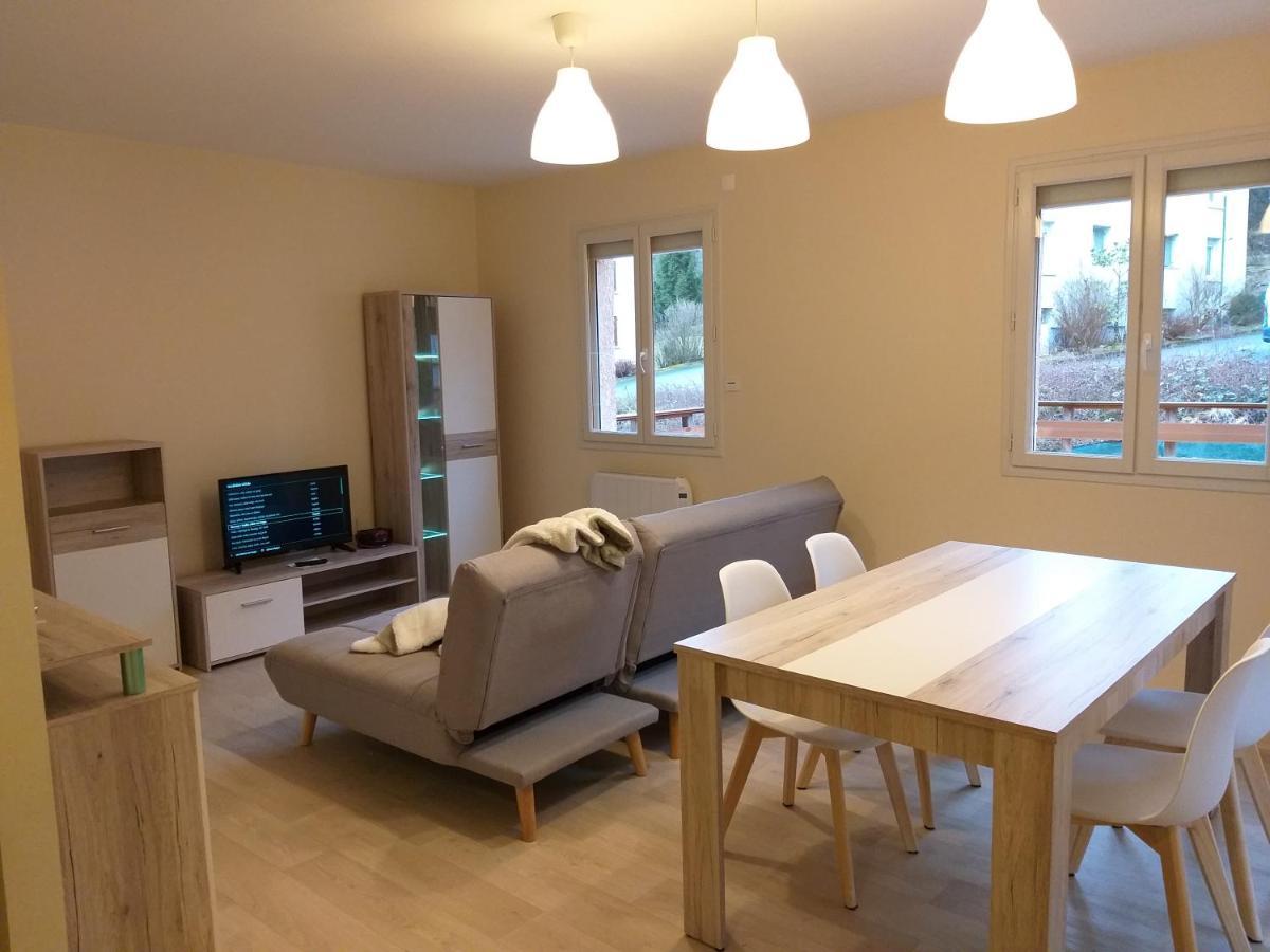Location A.M.I Lejlighed Bellegarde-sur-Valserine Eksteriør billede